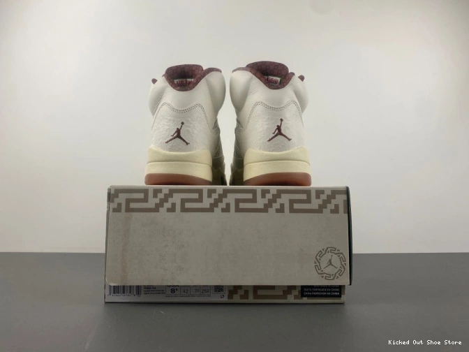 Kick Theory Jordan Air El Grito HF8833-100 5 0802